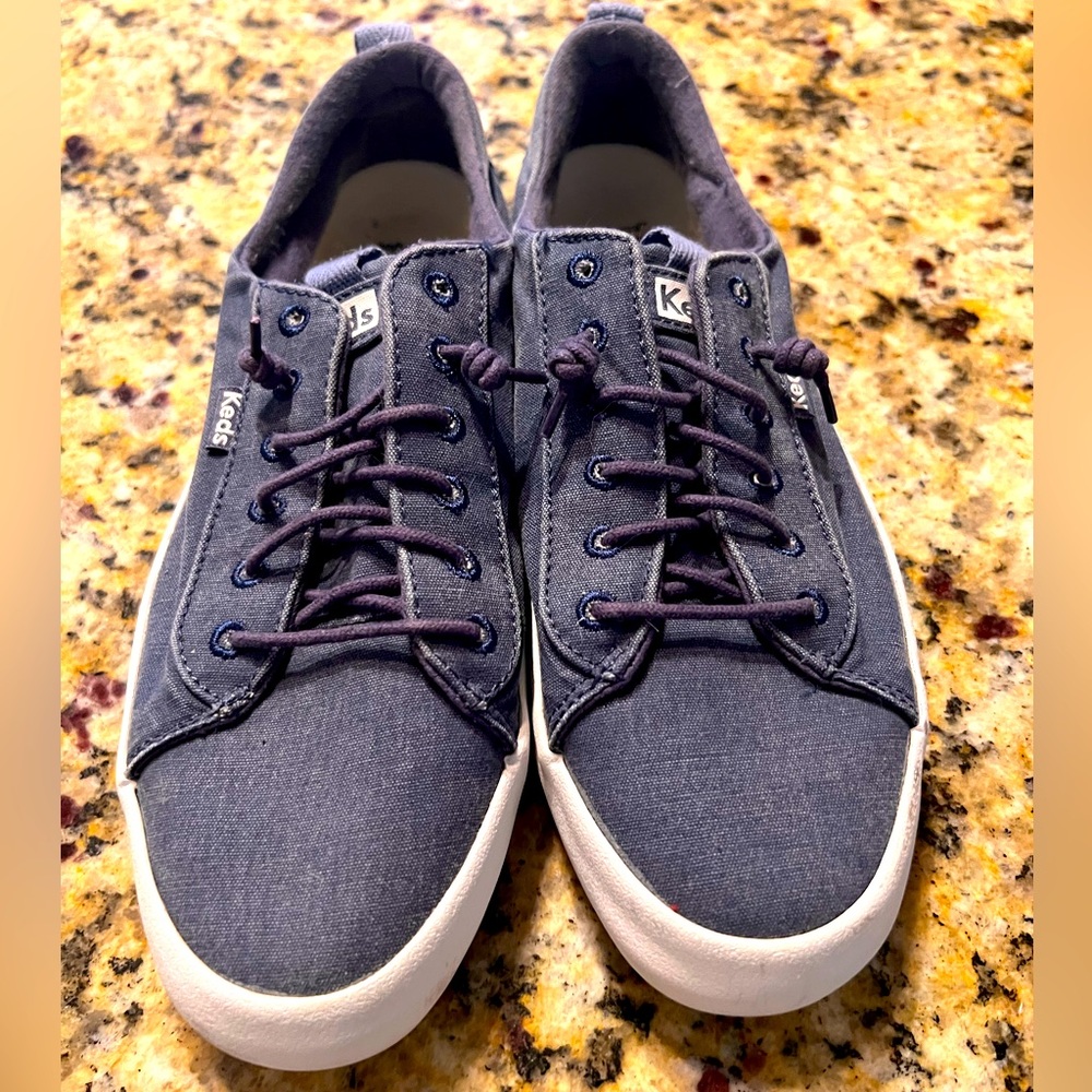 LIKE NEW / WORN ONCE: Keds Women's Kickback Canvas Slip on Sneaker, Size 7
